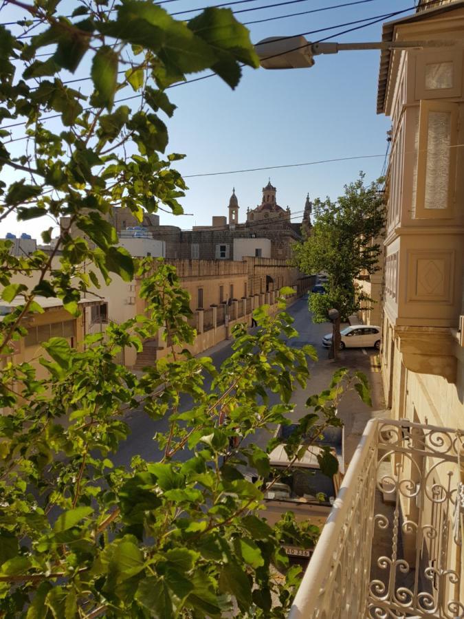 Bed and Breakfast Mizzi 87 Victoria Exterior foto