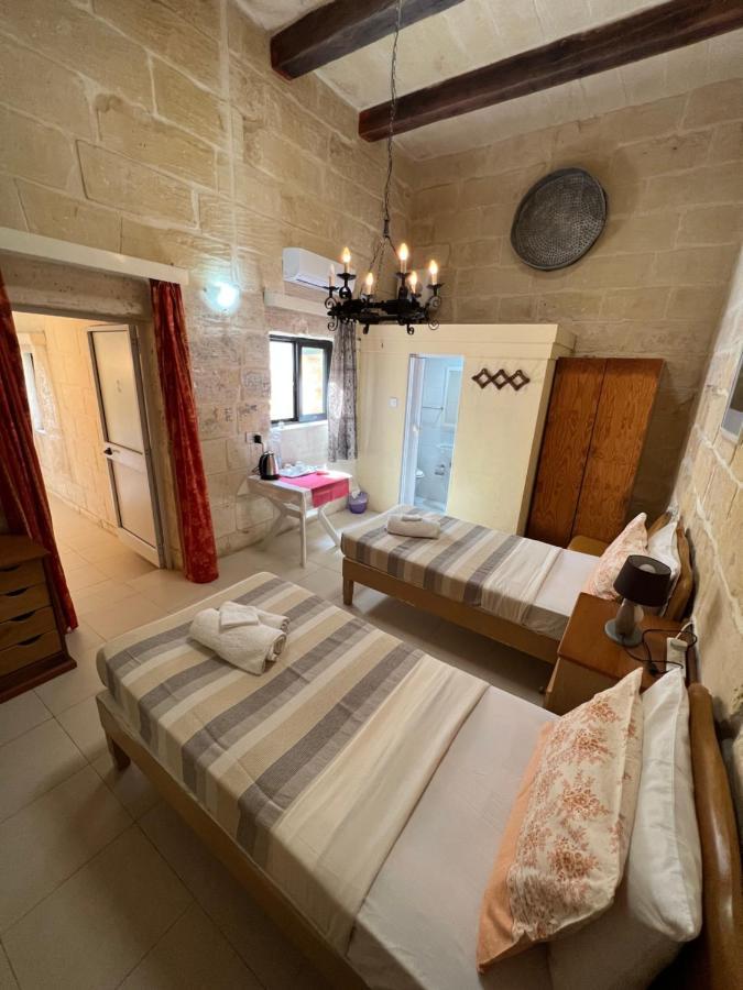 Bed and Breakfast Mizzi 87 Victoria Exterior foto