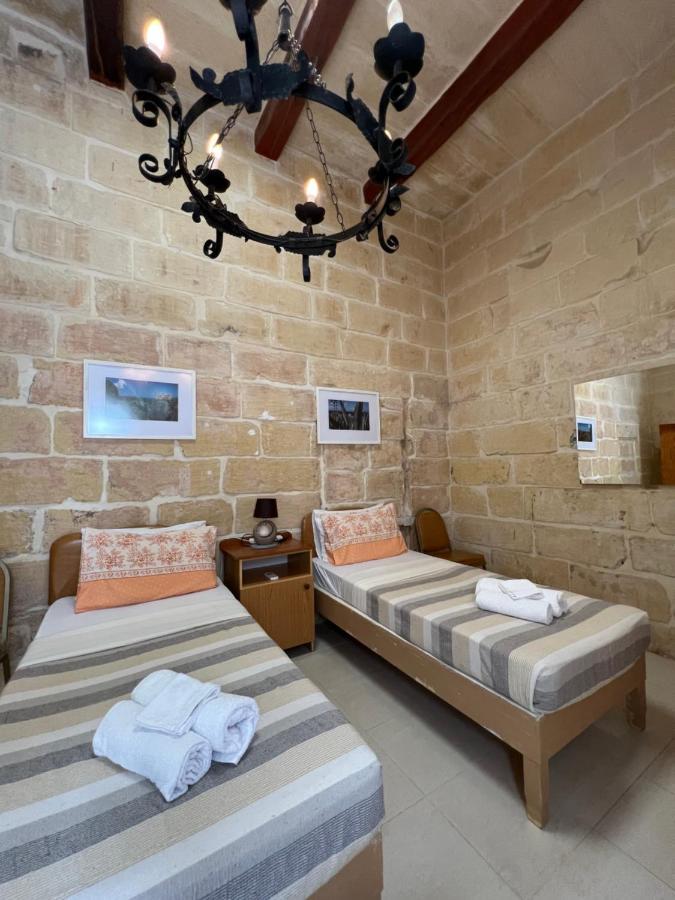 Bed and Breakfast Mizzi 87 Victoria Exterior foto